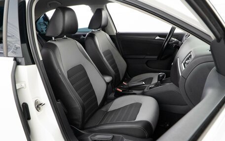 Volkswagen Jetta VI, 2015 год, 1 369 077 рублей, 8 фотография