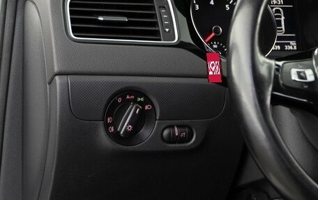 Volkswagen Jetta VI, 2015 год, 1 369 077 рублей, 15 фотография