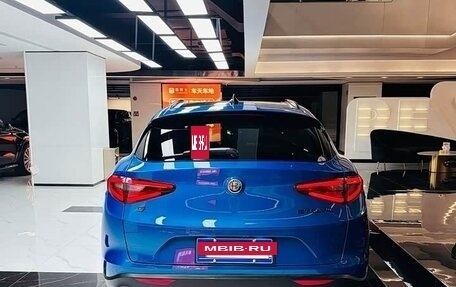 Alfa Romeo Stelvio, 2021 год, 2 700 155 рублей, 10 фотография