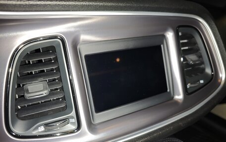 Dodge Challenger III рестайлинг 2, 2021 год, 3 300 000 рублей, 14 фотография