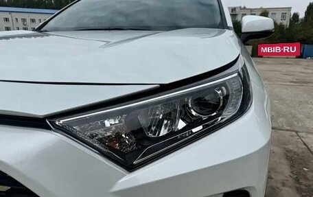 Toyota RAV4, 2021 год, 2 280 000 рублей, 12 фотография