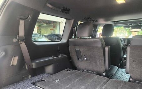 Toyota Land Cruiser Prado, 2024 год, 8 400 000 рублей, 13 фотография