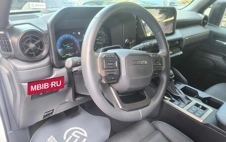 Toyota Land Cruiser Prado, 2024 год, 8 400 000 рублей, 18 фотография