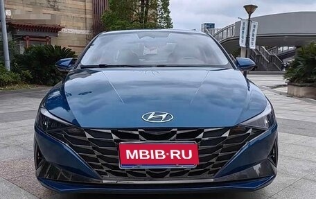 Hyundai Elantra, 2022 год, 1 185 000 рублей, 2 фотография