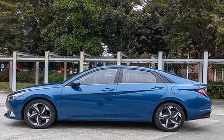 Hyundai Elantra, 2022 год, 1 185 000 рублей, 8 фотография