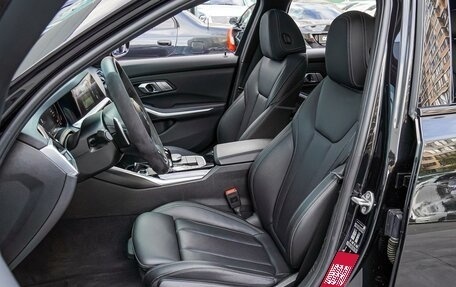 BMW 3 серия, 2021 год, 4 200 000 рублей, 10 фотография