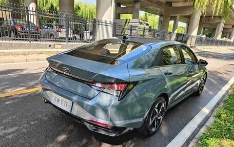 Hyundai Elantra, 2022 год, 1 220 000 рублей, 5 фотография