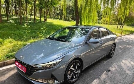 Hyundai Elantra, 2022 год, 1 220 000 рублей, 1 фотография