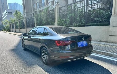 Volkswagen Jetta VII, 2022 год, 1 290 000 рублей, 3 фотография