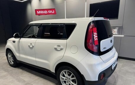 KIA Soul II рестайлинг, 2018 год, 1 641 000 рублей, 5 фотография