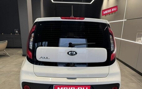 KIA Soul II рестайлинг, 2018 год, 1 641 000 рублей, 6 фотография