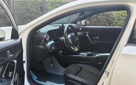 Mercedes-Benz A-Класс, 2022 год, 1 750 000 рублей, 9 фотография