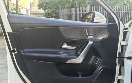 Mercedes-Benz A-Класс, 2022 год, 1 750 000 рублей, 11 фотография