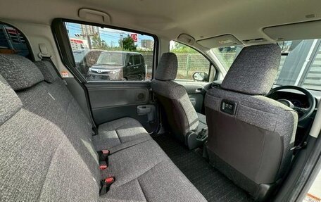 Toyota Sienta, 2022 год, 1 460 000 рублей, 25 фотография