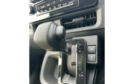 Toyota Sienta, 2022 год, 1 460 000 рублей, 30 фотография