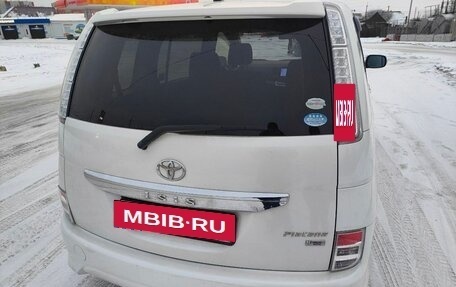 Toyota ISis I, 2012 год, 1 045 000 рублей, 2 фотография
