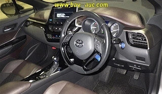 Toyota C-HR I рестайлинг, 2017 год, 1 850 000 рублей, 2 фотография