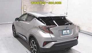 Toyota C-HR I рестайлинг, 2017 год, 1 850 000 рублей, 3 фотография