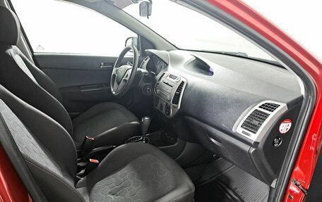 Hyundai i20 IB рестайлинг, 2010 год, 639 000 рублей, 13 фотография