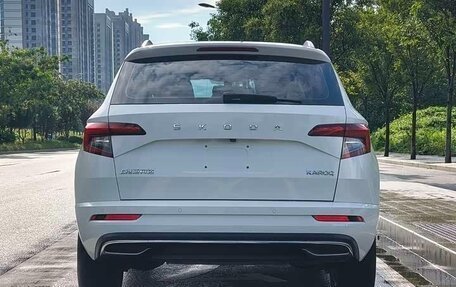 Skoda Karoq I, 2021 год, 1 854 000 рублей, 8 фотография