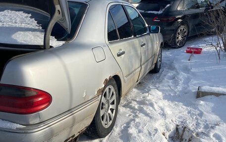 Mercedes-Benz E-Класс, 1998 год, 210 000 рублей, 3 фотография