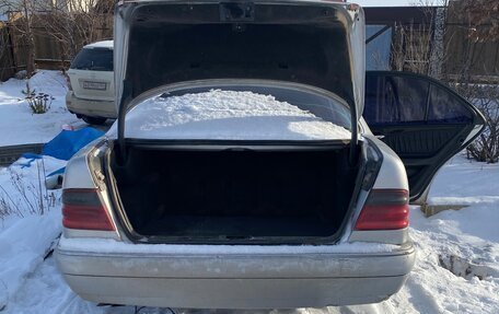 Mercedes-Benz E-Класс, 1998 год, 210 000 рублей, 5 фотография