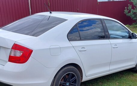 Skoda Rapid I, 2014 год, 800 000 рублей, 4 фотография