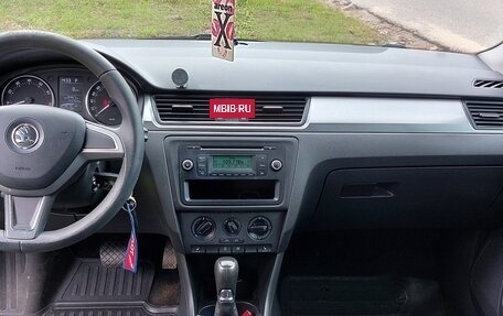 Skoda Rapid I, 2014 год, 800 000 рублей, 6 фотография