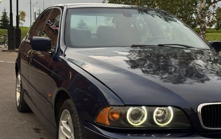 BMW 5 серия, 2001 год, 520 000 рублей, 8 фотография