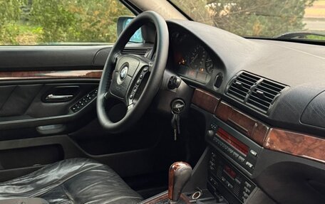 BMW 5 серия, 2001 год, 520 000 рублей, 6 фотография