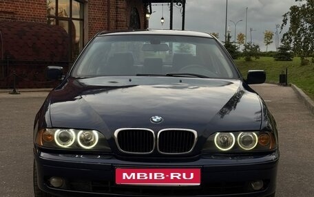 BMW 5 серия, 2001 год, 520 000 рублей, 2 фотография