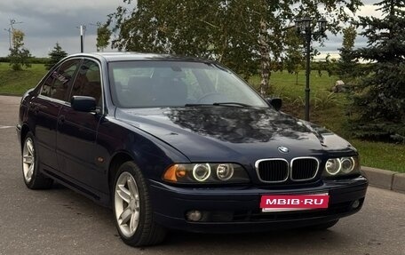 BMW 5 серия, 2001 год, 520 000 рублей, 1 фотография