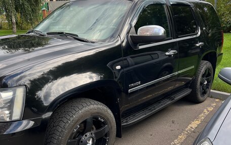 Chevrolet Tahoe III, 2012 год, 2 100 000 рублей, 3 фотография