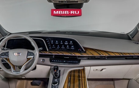 Cadillac Escalade V, 2021 год, 10 136 000 рублей, 9 фотография