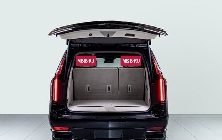 Cadillac Escalade V, 2021 год, 10 136 000 рублей, 15 фотография