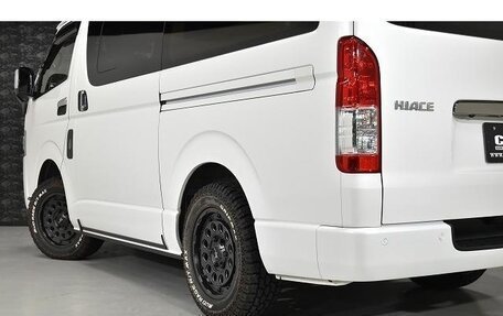 Toyota HiAce H200, 2022 год, 4 500 000 рублей, 6 фотография