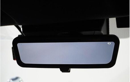 Toyota HiAce H200, 2022 год, 4 500 000 рублей, 29 фотография