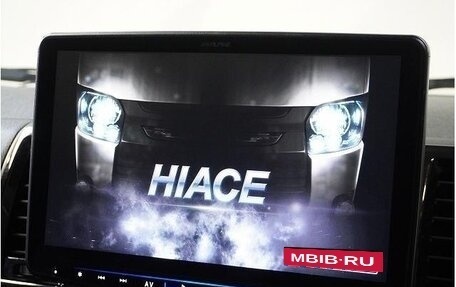 Toyota HiAce H200, 2022 год, 4 500 000 рублей, 30 фотография