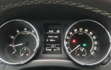 Skoda Yeti I рестайлинг, 2016 год, 1 700 000 рублей, 7 фотография