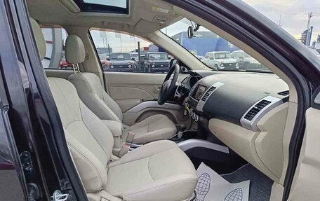 Mitsubishi Outlander III рестайлинг 3, 2007 год, 1 050 000 рублей, 16 фотография