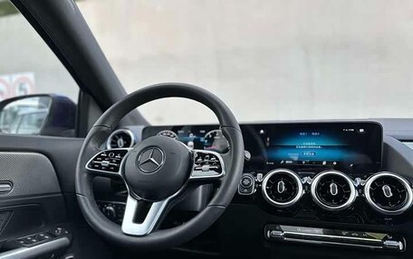 Mercedes-Benz GLA, 2021 год, 1 990 000 рублей, 15 фотография