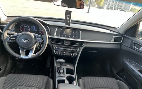 KIA Optima IV, 2018 год, 1 590 000 рублей, 15 фотография