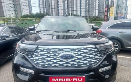 Ford Explorer VI, 2022 год, 3 400 000 рублей, 1 фотография