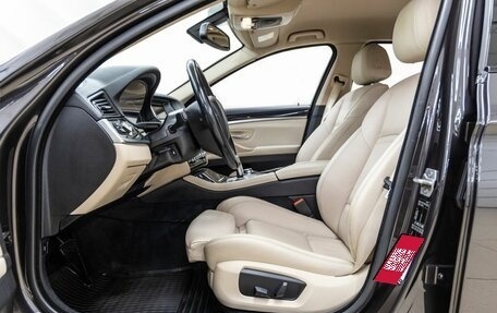 BMW 5 серия, 2016 год, 2 398 000 рублей, 15 фотография