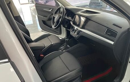 Skoda Kamiq I, 2022 год, 1 784 000 рублей, 12 фотография