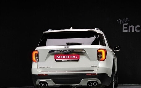 Ford Explorer VI, 2022 год, 3 700 000 рублей, 4 фотография