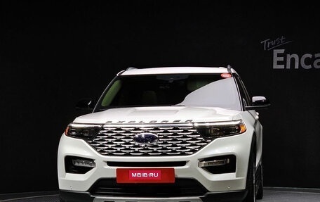 Ford Explorer VI, 2022 год, 3 700 000 рублей, 3 фотография