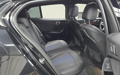 BMW 1 серия, 2021 год, 2 000 000 рублей, 13 фотография