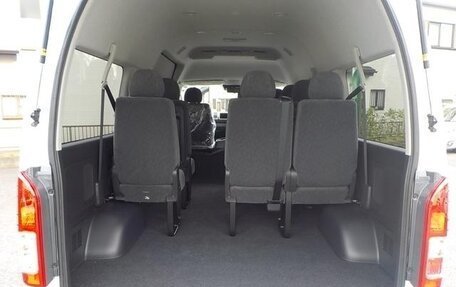 Toyota HiAce H200, 2025 год, 4 800 000 рублей, 16 фотография