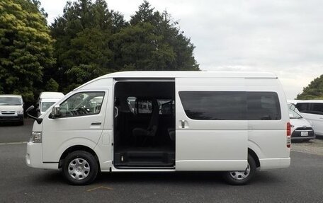 Toyota HiAce H200, 2025 год, 4 800 000 рублей, 6 фотография